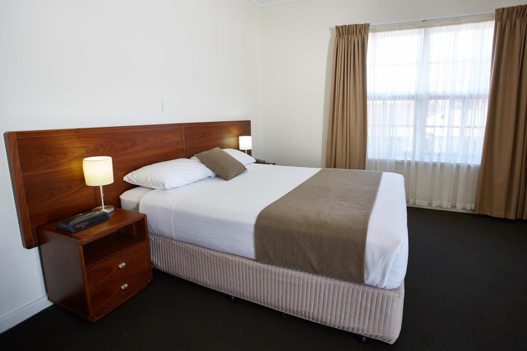 The Rose Hotel & Motel بنبري الغرفة الصورة