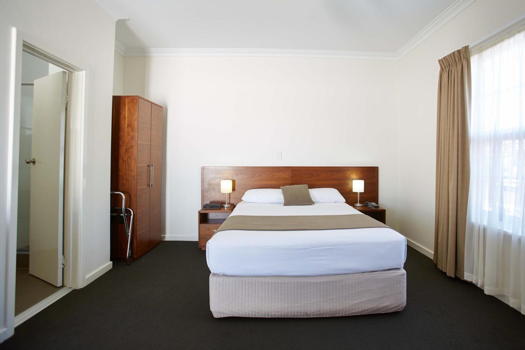 The Rose Hotel & Motel بنبري الغرفة الصورة